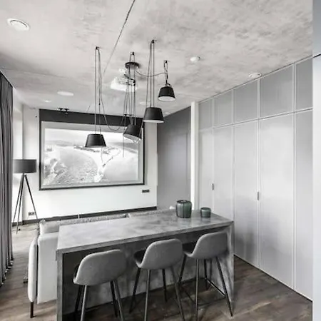 Boutique With Free Parking & Ac Apartment Kaunas