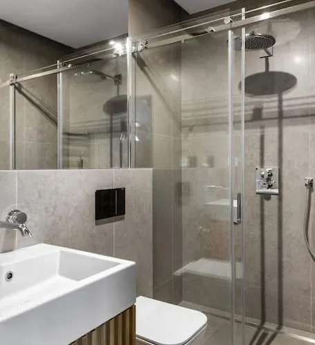 Boutique With Free Parking & Ac * Κάουνας