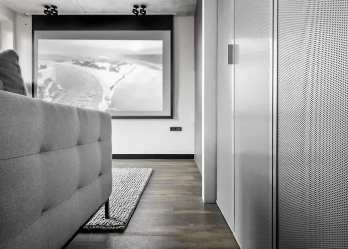 Boutique With Free Parking & Ac Κάουνας